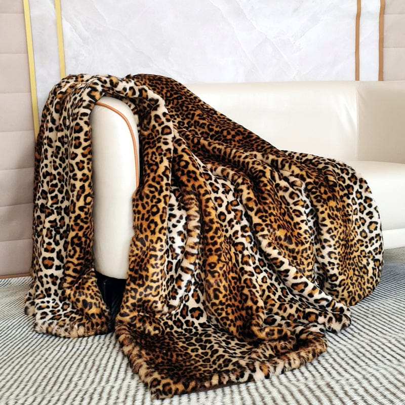 Fine Leopard Faux-Fur Blanket Throw